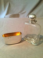Flask Sheffield Sterling Silver and Glass George V Era  c. 1924