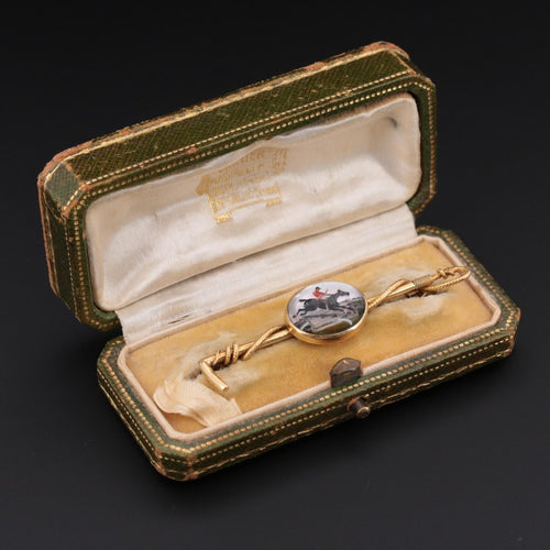 Brooch Cartier Antique 18 kt Yellow Gold and Porcelain